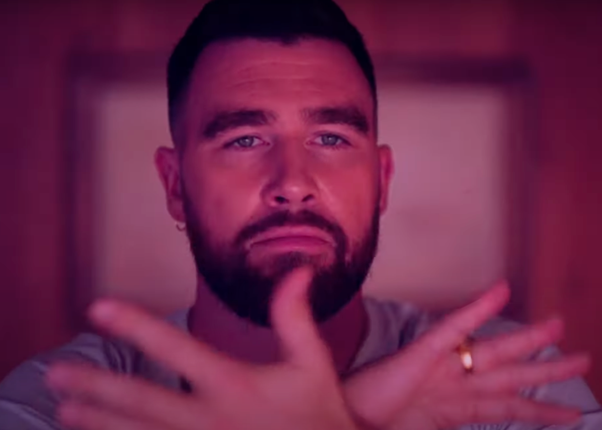 First Look At Travis Kelce’s Acting Debut In Teaser For New Ryan Murphy ...